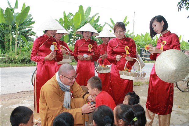 Thanh Hóa: “Hoa Hồng Vào Làng” khởi động mùa Vu Lan – Báo Hiếu