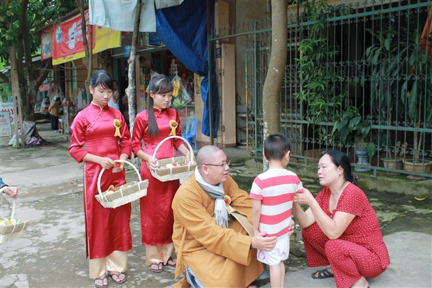 Thanh Hóa: “Hoa Hồng Vào Làng” khởi động mùa Vu Lan – Báo Hiếu