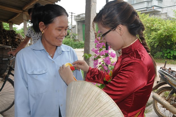 Thanh Hóa: “Hoa Hồng Vào Làng” khởi động mùa Vu Lan – Báo Hiếu