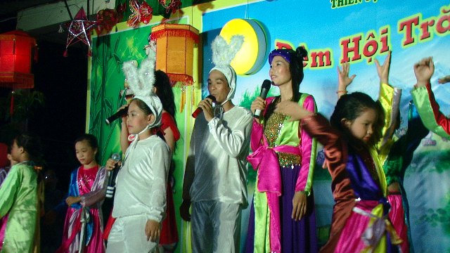 Khánh Hòa: Thiền tự Trúc Lâm Viên Giác văn nghệ “Đêm Hội Trăng Rằm”