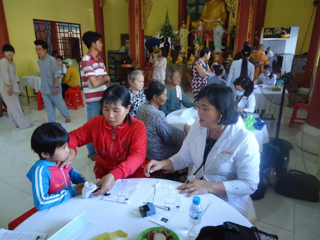 Hội CTĐ Chùa Long Tuyền Từ Thiện Tại Kiên Giang