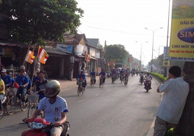Vĩnh Phúc: CLB TTNPT chùa Tích Sơn tổ chức chương trình đạp xe vì môi trường