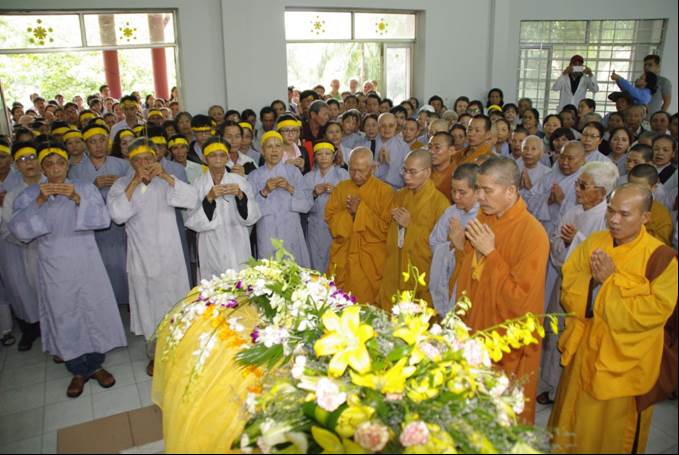 Tiểu Sử Cố Sa Di Ni Bồ Tát Giới Thích Nữ Viên Phụng