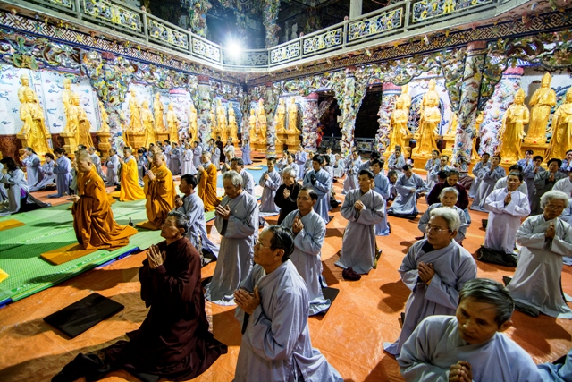 Lâm Đồng: Chùa Linh Phước Tổ Chức Pháp Hội Quan Âm Và Đón Nhận Hai Kỷ Lục