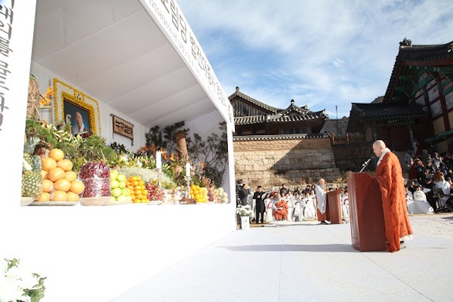 Hàn Quốc Thiền sư Pháp Truyền,  lãnh đạo tinh thần tối cao cho Thiền phái Tào Khê tân Viên tịch