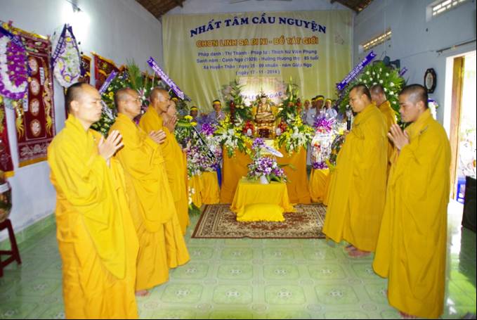 Tiểu Sử Cố Sa Di Ni Bồ Tát Giới Thích Nữ Viên Phụng