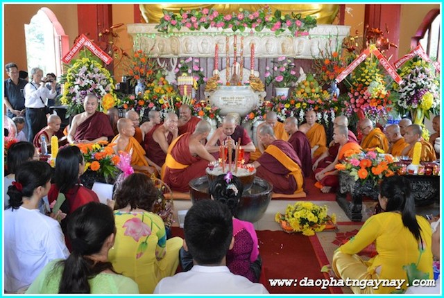 Vũng Tàu: Đại lễ dâng y Kathina tại chùa Hộ Pháp