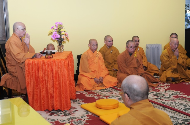 Mỹ: Lễ Bố tát và lễ khai mạc khóa học Phật pháp cơ bản tại Niệm Phật đường Fremont