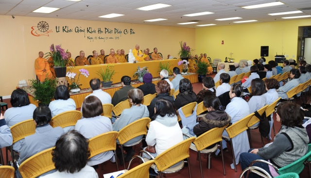 Mỹ: Lễ Bố tát và lễ khai mạc khóa học Phật pháp cơ bản tại Niệm Phật đường Fremont