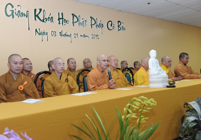 Mỹ: Lễ Bố tát và lễ khai mạc khóa học Phật pháp cơ bản tại Niệm Phật đường Fremont