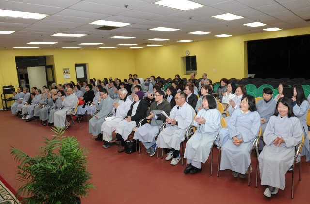 Mỹ: Lễ Bố tát và lễ khai mạc khóa học Phật pháp cơ bản tại Niệm Phật đường Fremont