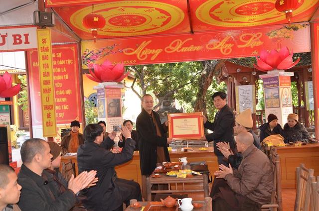 Thái Nguyên: Giáo Hội PGVN Tỉnh Thái Nguyên trao bằng tuyên dương công đức khóa bồi dưỡng hoằng pháp 2014