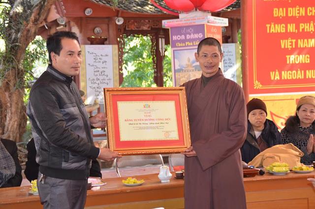 Thái Nguyên: Giáo Hội PGVN Tỉnh Thái Nguyên trao bằng tuyên dương công đức khóa bồi dưỡng hoằng pháp 2014