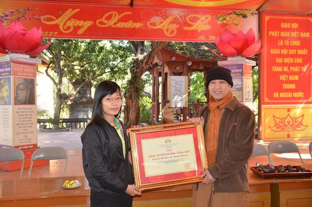 Thái Nguyên: Giáo Hội PGVN Tỉnh Thái Nguyên trao bằng tuyên dương công đức khóa bồi dưỡng hoằng pháp 2014