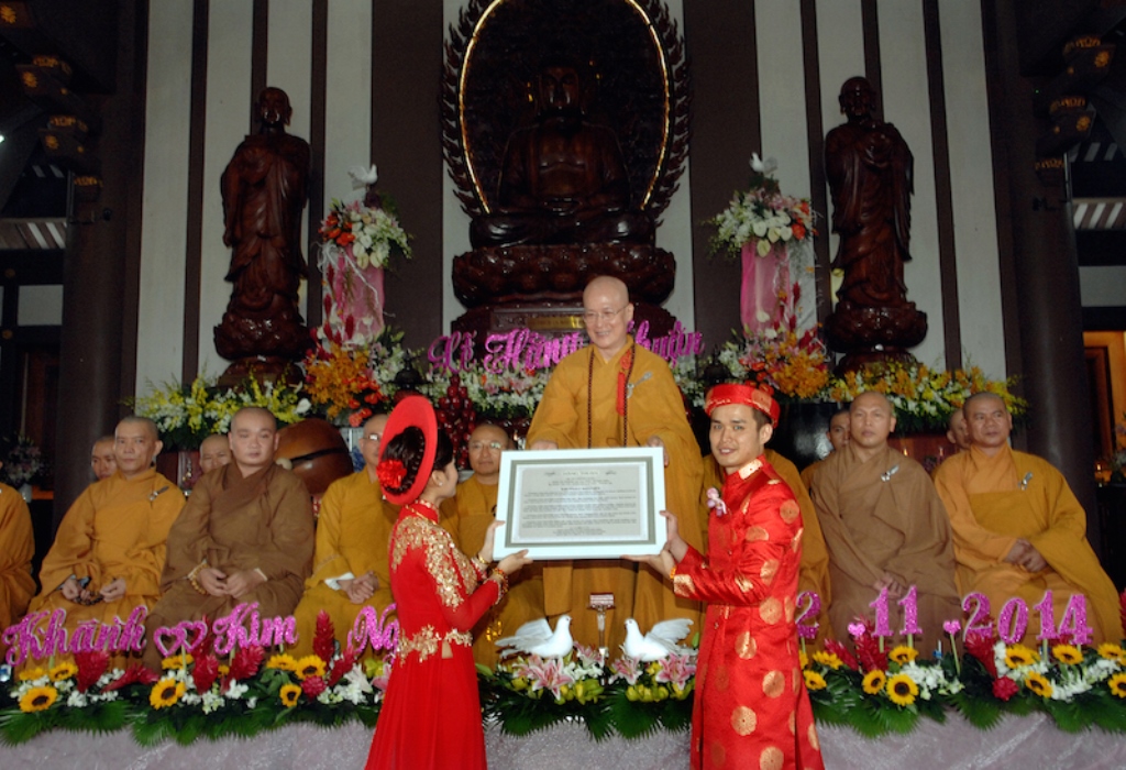 Lễ Hằng thuận đôi uyên ương Vũ Khánh và Kim Ngân
