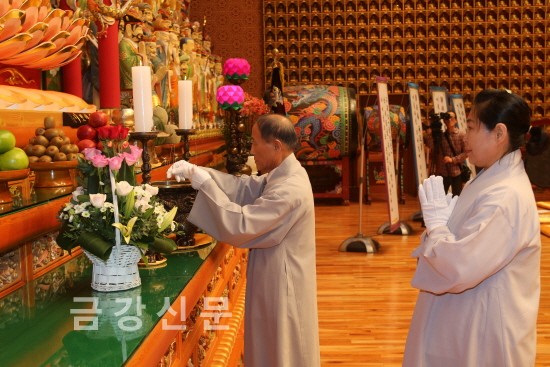 Hàn Quốc: Hình ảnh Đàn truyền giới cho hơn 1.000 Tự viện thuộc Thiền phái Thiên Thai