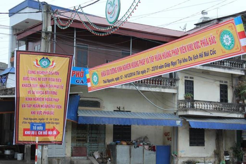 Thái Nguyên: Chùm Ảnh Sẵn Sàng Buổi Khai Mạc Khoá Kinh Nghiệm Hoằng Pháp Và Tập Huấn Hoằng Pháp Viên.