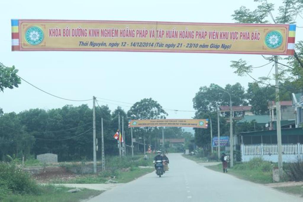 Thái Nguyên: Chùm Ảnh Sẵn Sàng Buổi Khai Mạc Khoá Kinh Nghiệm Hoằng Pháp Và Tập Huấn Hoằng Pháp Viên.