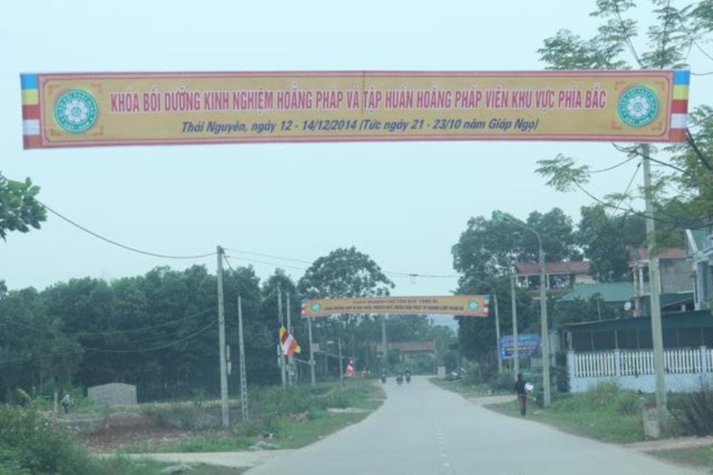 Thái Nguyên: Chùm Ảnh Sẵn Sàng Buổi Khai Mạc Khoá Kinh Nghiệm Hoằng Pháp Và Tập Huấn Hoằng Pháp Viên.