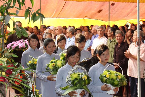 Hà Nam: Lễ Công Bố Quyết Định Bổ Nhiệm Trị Trì- Khánh Thành Lầu Chuông chùa Trinh Sơn