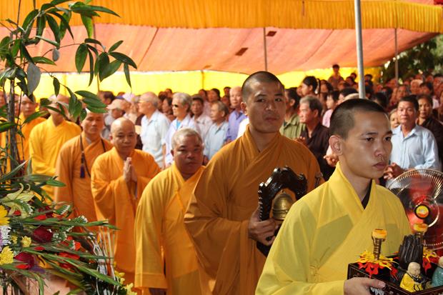 Hà Nam: Lễ Công Bố Quyết Định Bổ Nhiệm Trị Trì- Khánh Thành Lầu Chuông chùa Trinh Sơn