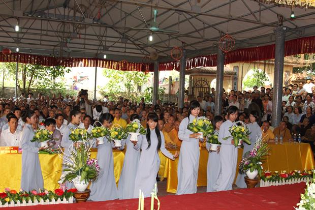 Hà Nam: Lễ Công Bố Quyết Định Bổ Nhiệm Trị Trì- Khánh Thành Lầu Chuông chùa Trinh Sơn