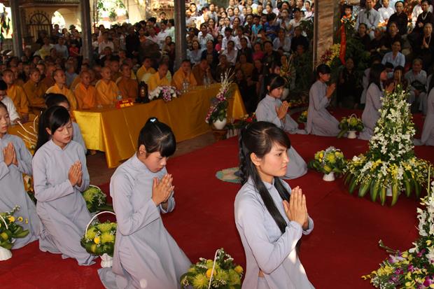 Hà Nam: Lễ Công Bố Quyết Định Bổ Nhiệm Trị Trì- Khánh Thành Lầu Chuông chùa Trinh Sơn