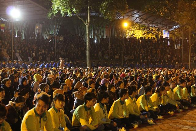 Thái Nguyên: Hồ Núi Cốc Phật Tử Quy Y Tam Bảo- Truyền Tuệ Đăng