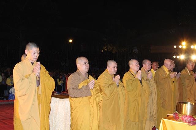 Thái Nguyên: Hồ Núi Cốc Phật Tử Quy Y Tam Bảo- Truyền Tuệ Đăng