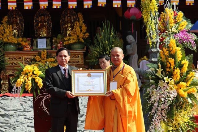 Thái Nguyên: Lễ quyết định bổ nhiệm trụ trì - khánh thành chính điện Chùa Hang