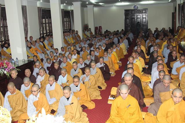 Quảng Ninh: Trao truyền giới châu cho giới tử Đại giới đàn Trúc Lâm Tam Tổ lần VI- 2014