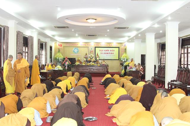 Quảng Ninh: Trao truyền giới châu cho giới tử Đại giới đàn Trúc Lâm Tam Tổ lần VI- 2014