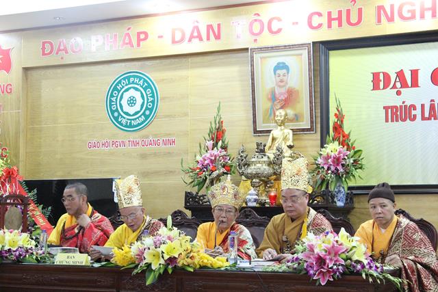Quảng Ninh: Trao truyền giới châu cho giới tử Đại giới đàn Trúc Lâm Tam Tổ lần VI- 2014
