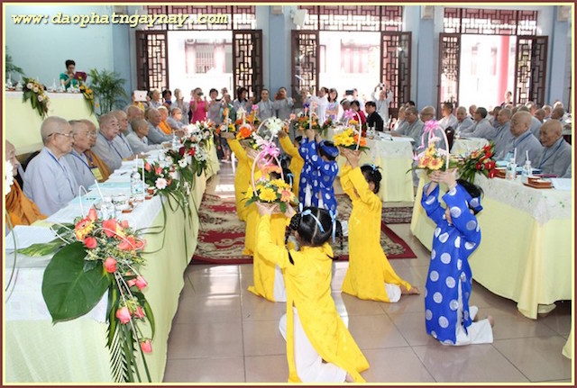 TP.Hồ Chí Minh:     Hội Nghị Tổng Kết Công Tác Phật Sự  Phân Ban Ni Giới TW Năm 2014