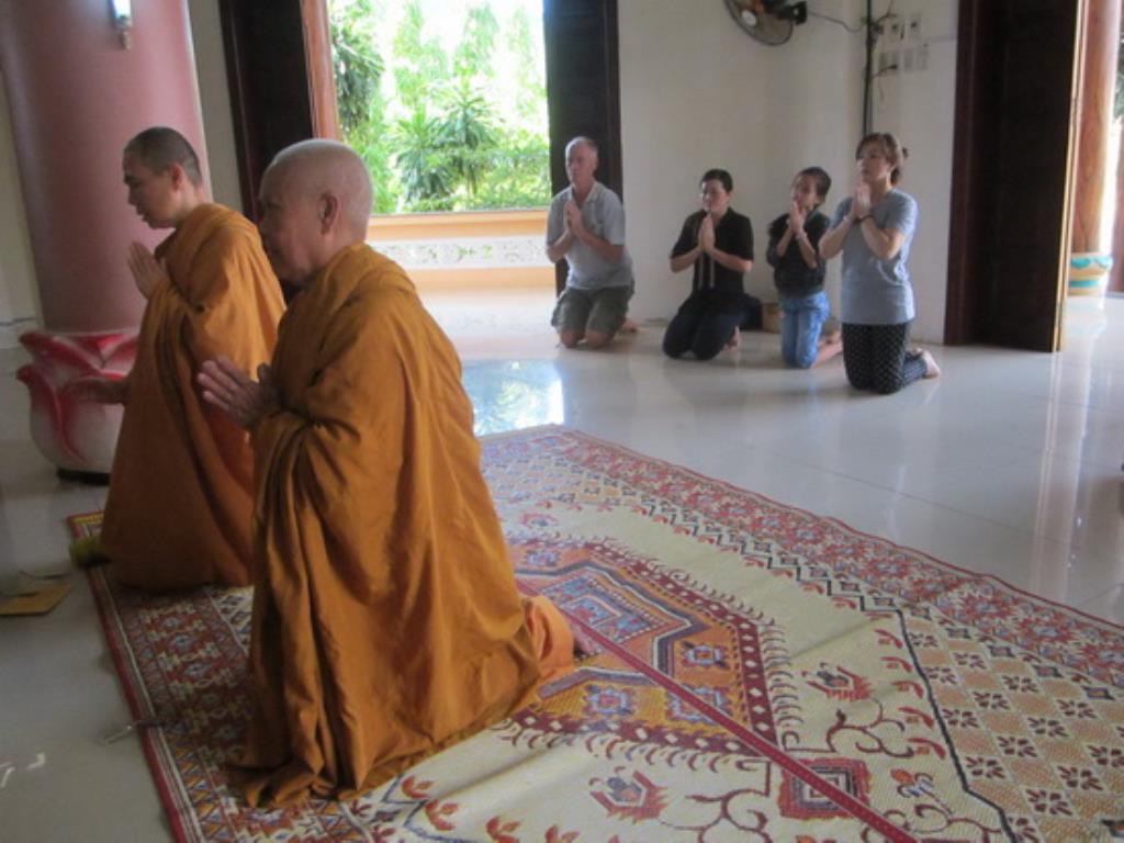 Lễ Quy y đặc biệt tại tịnh xá Ngọc Sơn