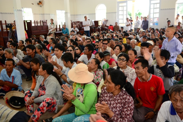 Quỹ Từ Thiện Đạo Phật Ngày Nay tặng quà cho người khuyết tật  tại Huyện Vĩnh Lợi - Bạc Liêu