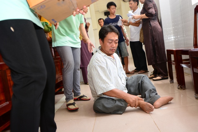 Quỹ Từ Thiện Đạo Phật Ngày Nay tặng quà cho người khuyết tật  tại Huyện Vĩnh Lợi - Bạc Liêu