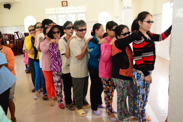 Quỹ Từ Thiện Đạo Phật Ngày Nay tặng quà cho người khuyết tật  tại Huyện Vĩnh Lợi - Bạc Liêu