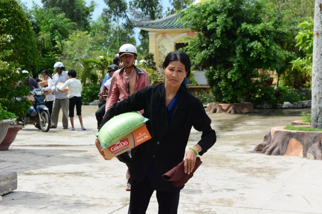 Quỹ Từ Thiện Đạo Phật Ngày Nay tặng quà cho người khuyết tật  tại Huyện Vĩnh Lợi - Bạc Liêu