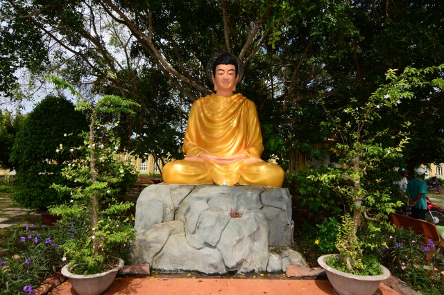Quỹ Từ Thiện Đạo Phật Ngày Nay tặng quà cho người khuyết tật  tại Huyện Vĩnh Lợi - Bạc Liêu
