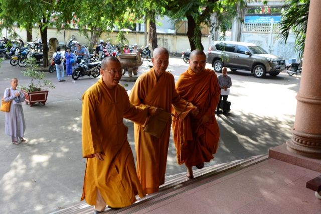Chủ tịch Trung tâm Nghiên cứu văn hóa Quốc tế của Ấn Độ viếng thăm Học viện PGVN tại TP. HCM