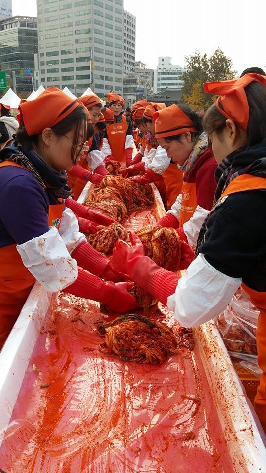 Hàn Quốc: Phật giáo hưởng ứng Lễ hội Muối Kimchi “chia sẻ yêu thương”