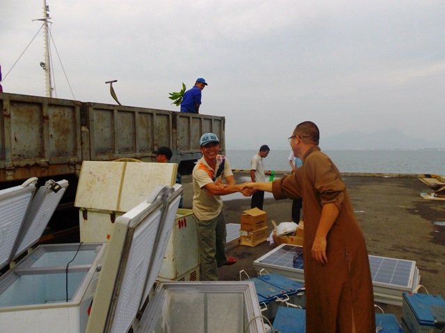 Khánh Hòa: Gặp gở quý Thầy trú trì chùa Trường Sa Lớn