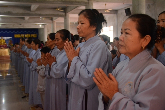 TT Thích Nhật Từ thuyết giảng trong ngày tu an lạc tại chùa Cổ Am