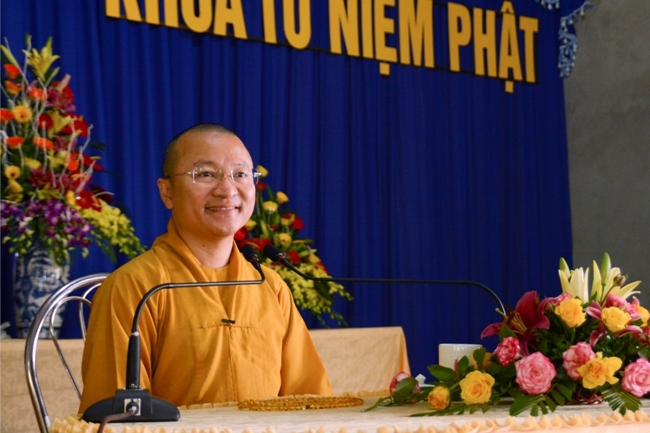 TT Thích Nhật Từ thuyết giảng trong ngày tu an lạc tại chùa Cổ Am
