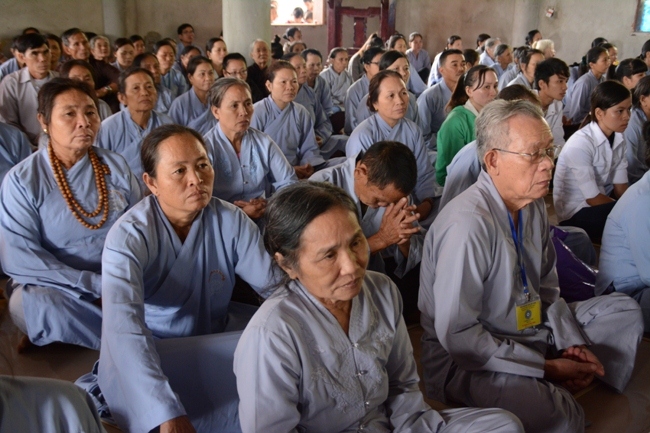 TT Thích Nhật Từ thuyết giảng trong ngày tu an lạc tại chùa Cổ Am