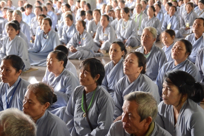 TT Thích Nhật Từ thuyết giảng trong ngày tu an lạc tại chùa Cổ Am