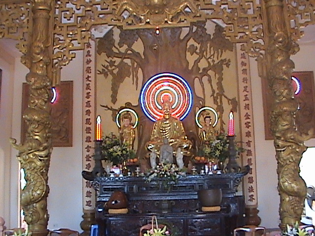 Thăm chùa Bửu Phước trên đồi Núi Sạn