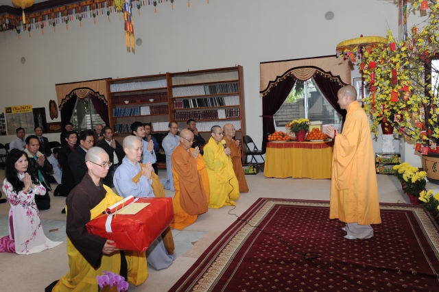 Hoa Kỳ: Lễ Phật đầu năm Ất Mùi 2015 tại chùa Phổ Từ