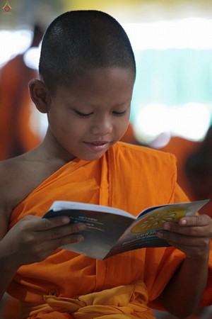 Thái Lan: Hình ảnh Lễ Truyền trao Giới pháp tại Tu viện Wat Phra Dhammakaya